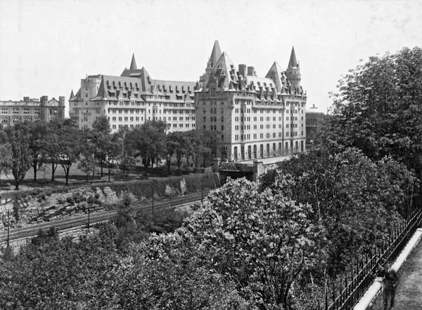 Château Laurier Hotel