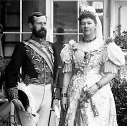 Lord and Lady Aberdeen, 1898, Library and Archives of Canada, Topley Studio fonds, a028026