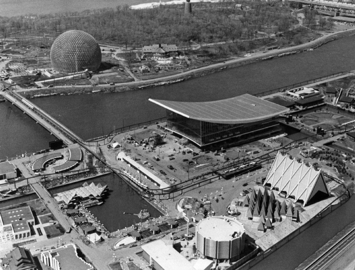 The event that put Montreal in the map. All major architects in Canada participated in it's design process.